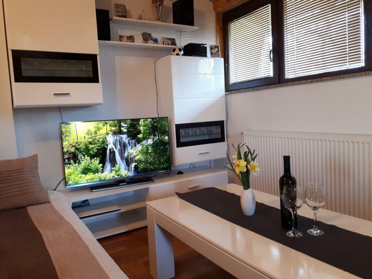Apartment Jareb Szluin Kültér fotó